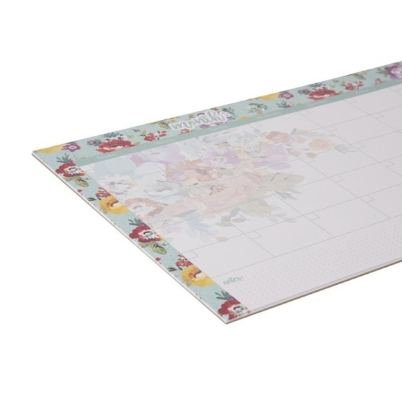 Last One! 🎠 New Pioneer Woman Desk / Wall Calendar, Write in Year 2024 -… - Picture 6 of 10